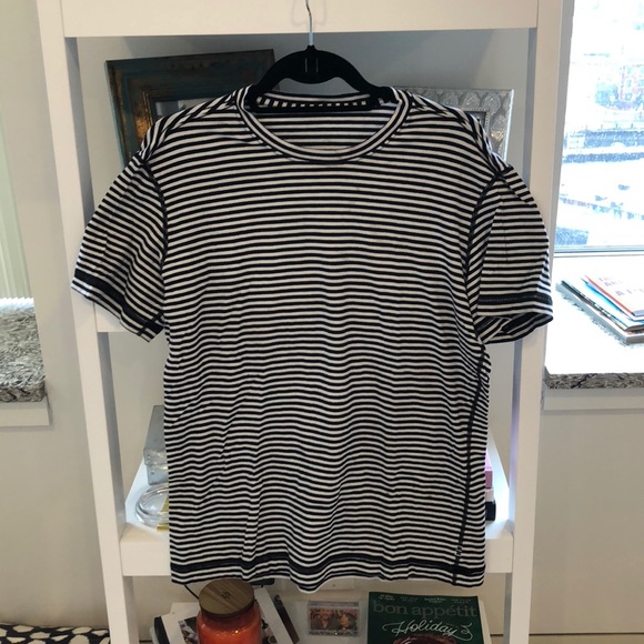 Lululemon Mens Striped Tee 